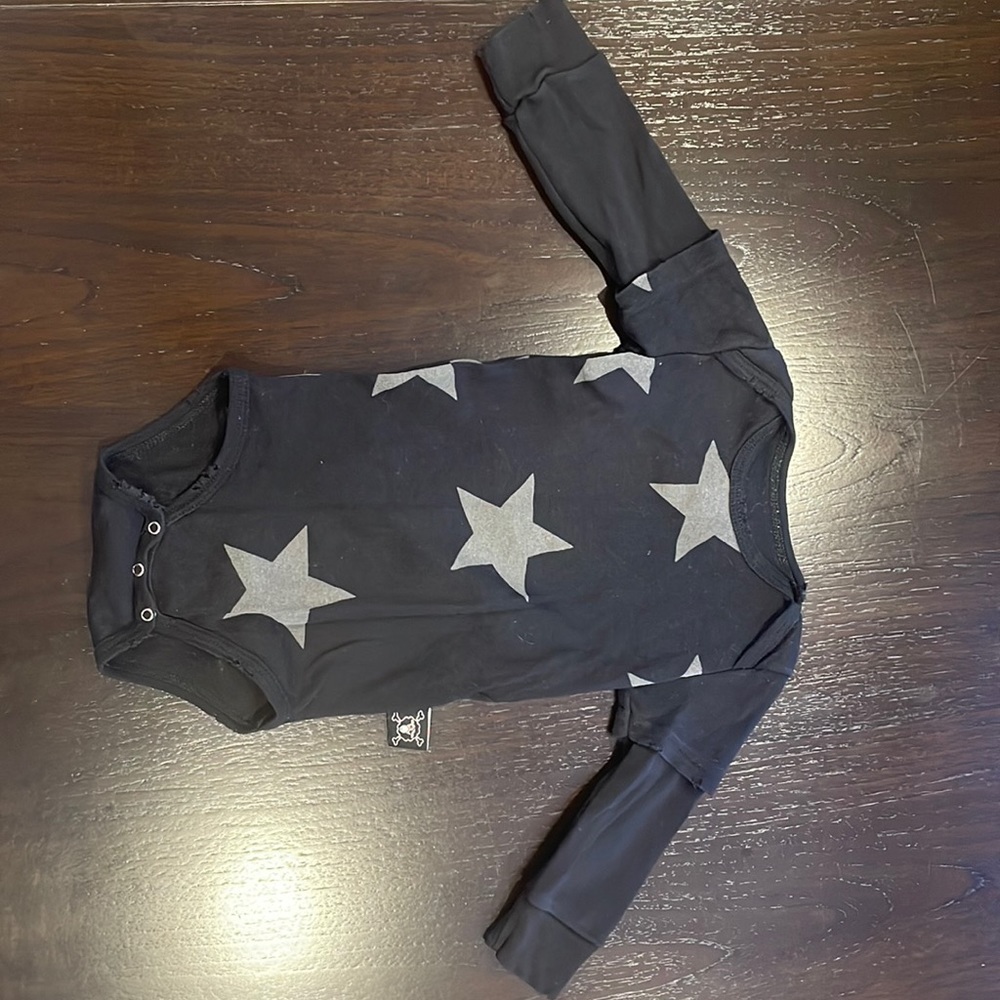 Nununu Star Long Sleeve
